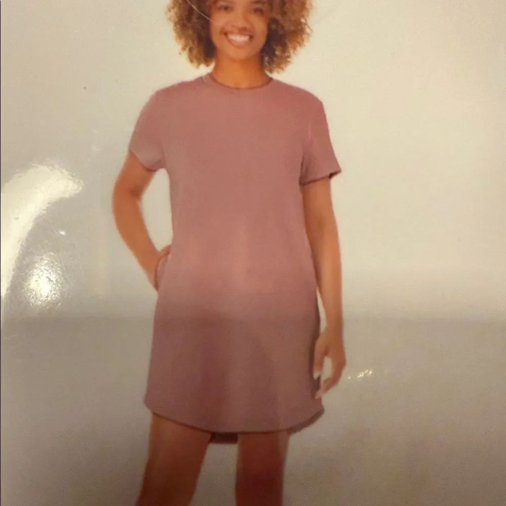 Elegant Mauve Midi Dress